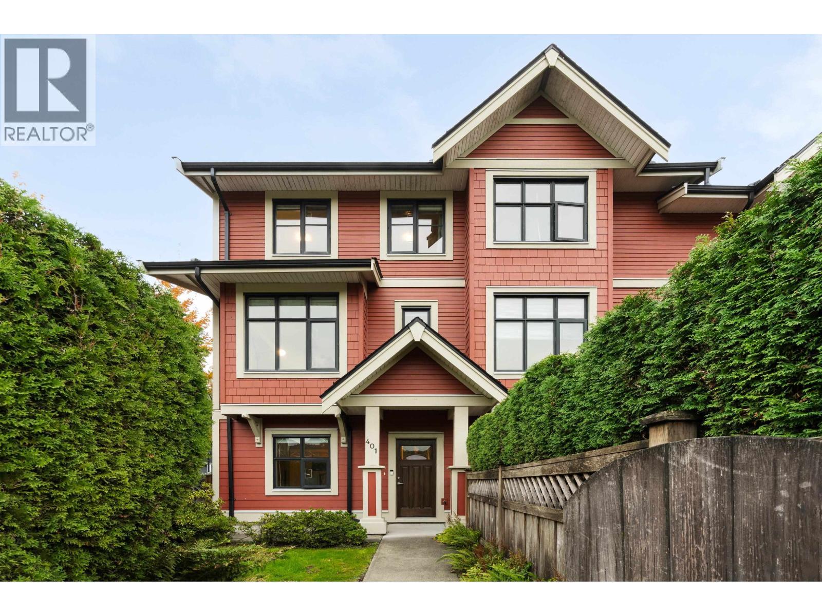 401 8485 New Haven Close, Burnaby