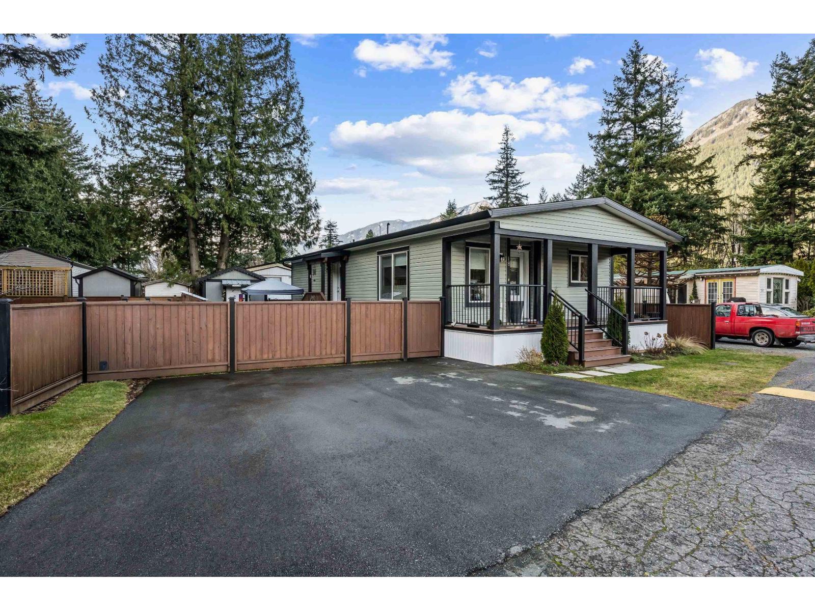 18 63071 Flood Hope Road, Hope