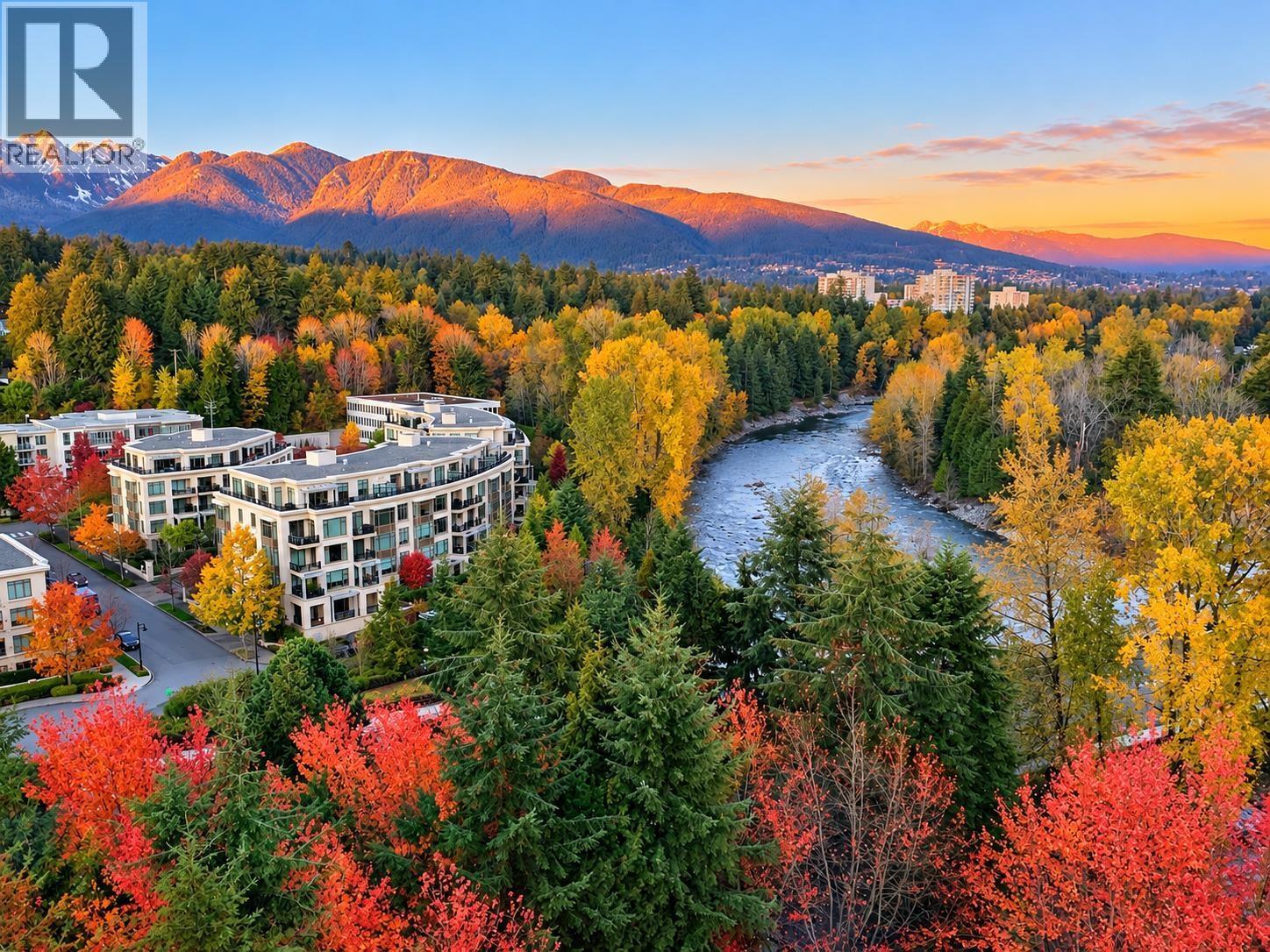 16A 338 Taylor Way, West Vancouver