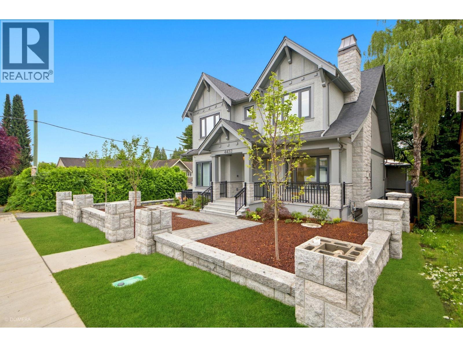 4432 Crown Street, Vancouver