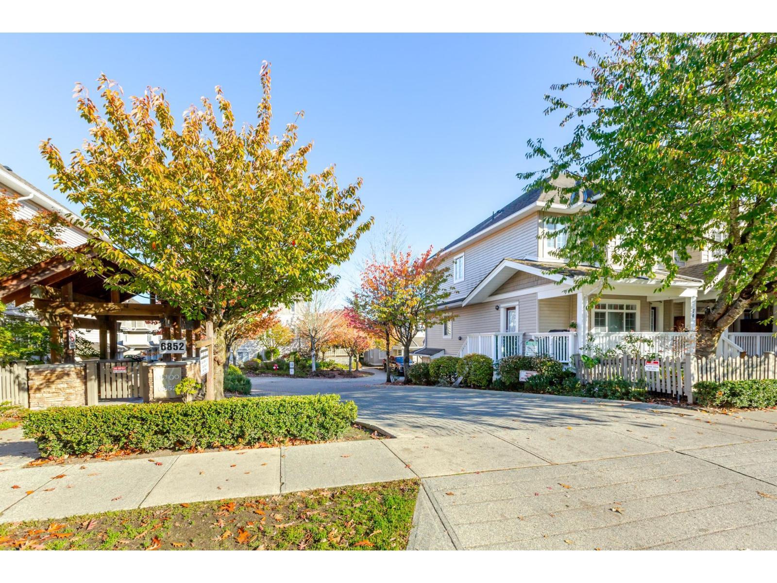 73 6852 193 Street, Surrey