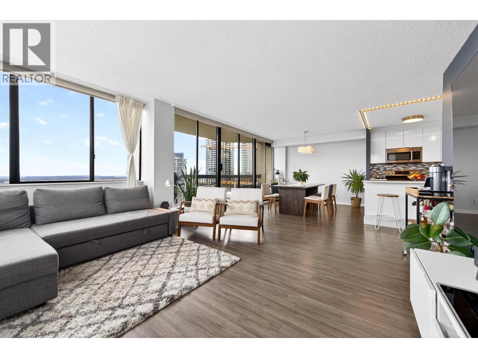 1903 6540 Burlington Avenue, Burnaby