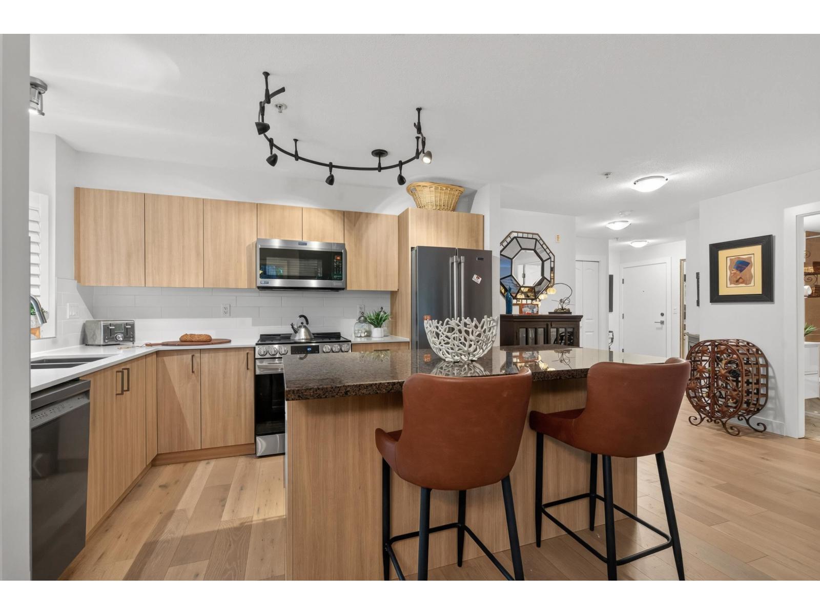 209 8717 160 Street, Surrey