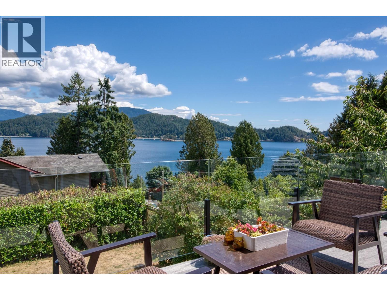 798 Fisher Road, Gibsons
