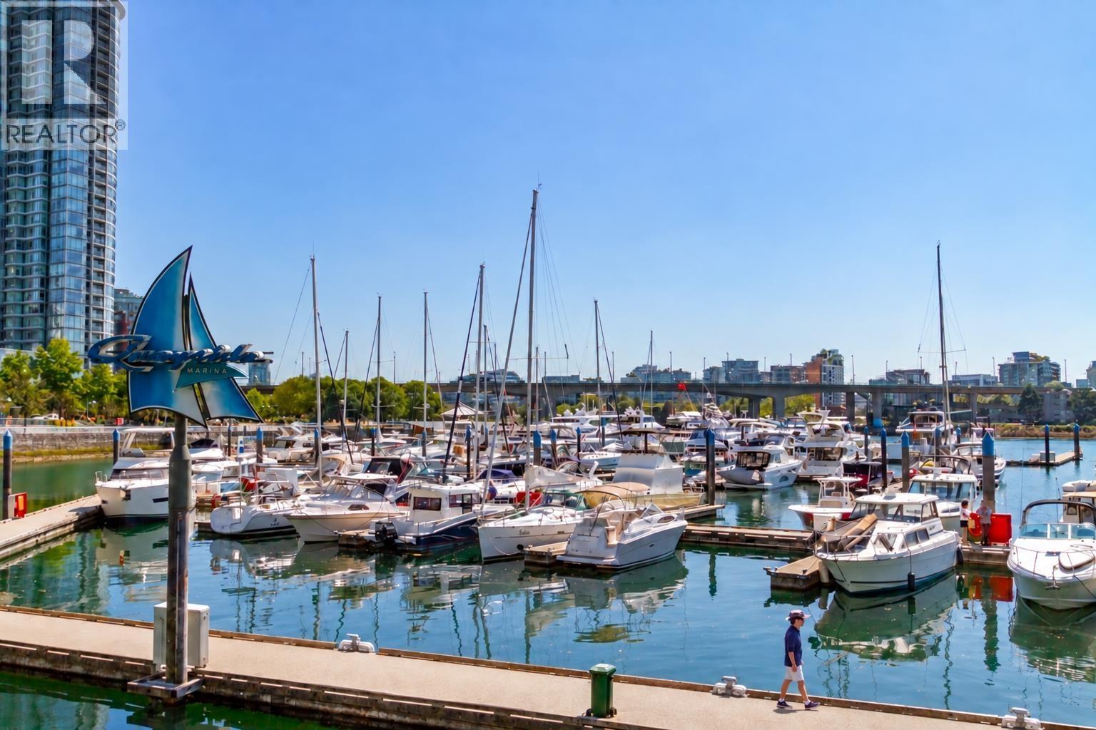 302 1228 Marinaside Crescent, Vancouver
