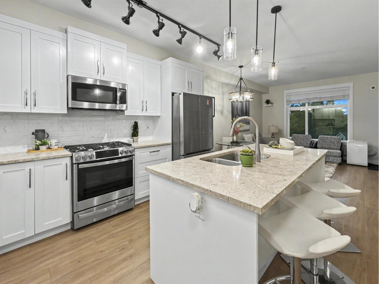 515 11077 Ravine Road, Surrey