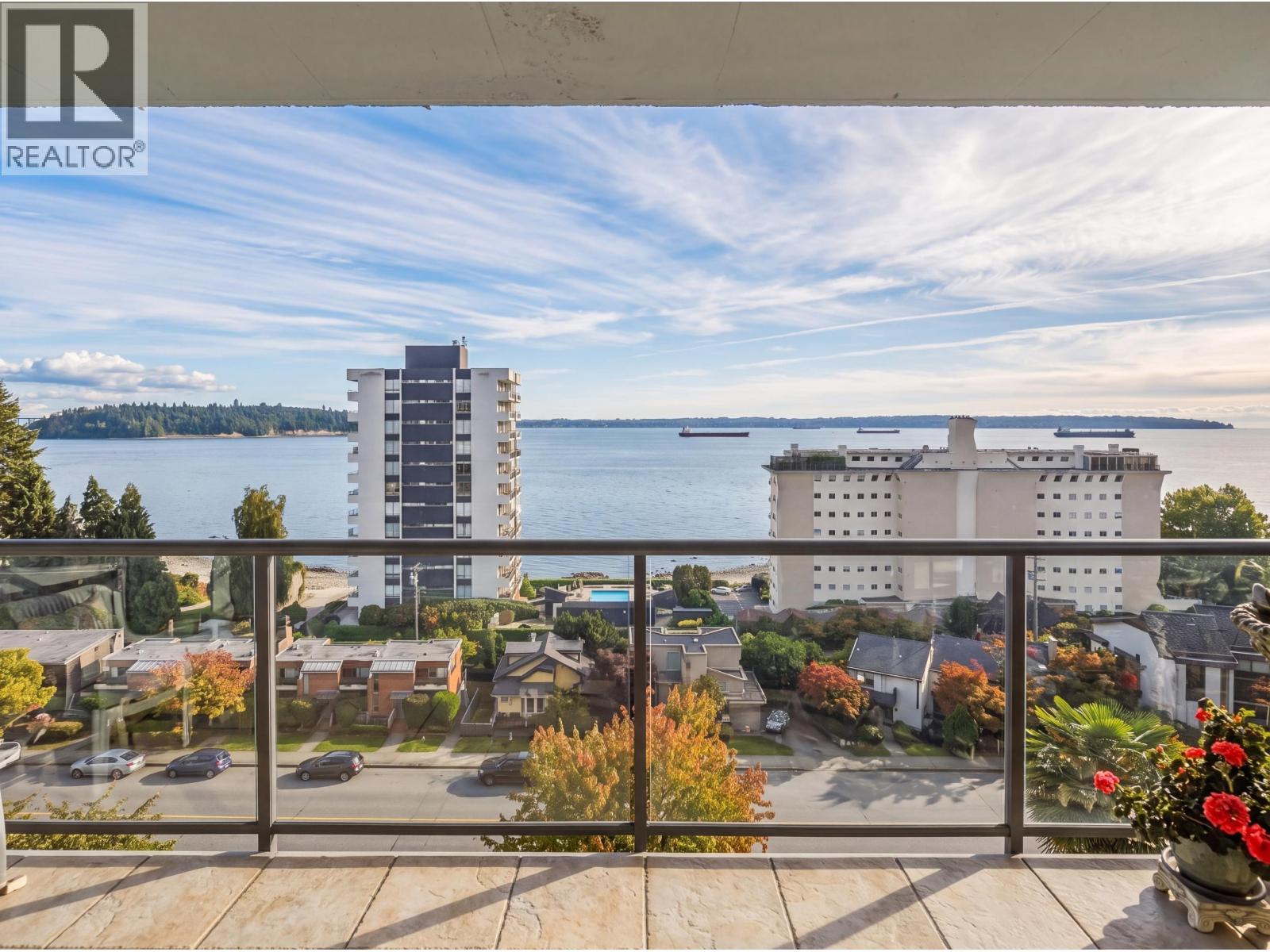 305 1845 Bellevue Avenue, West Vancouver
