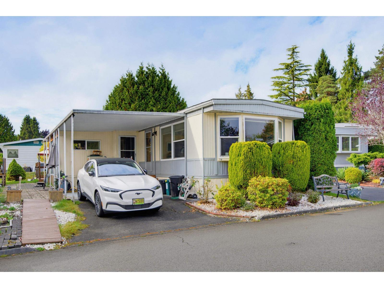 96 15875 20 Avenue, Surrey