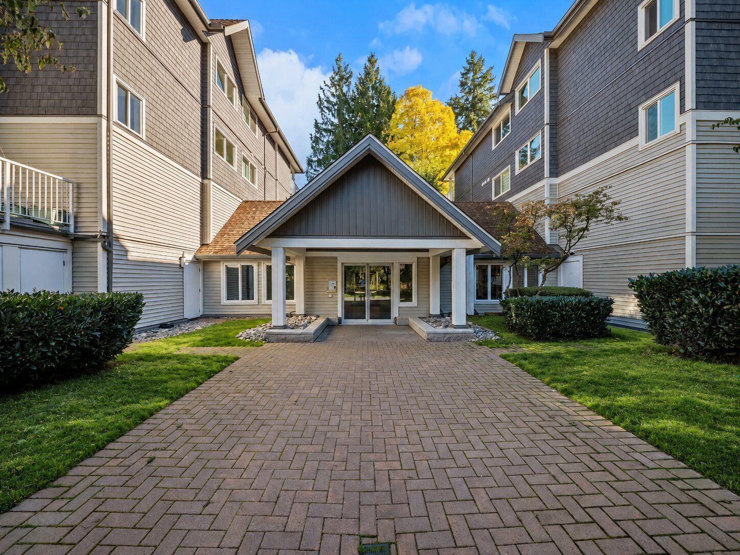 220 9688 148 Street, Surrey