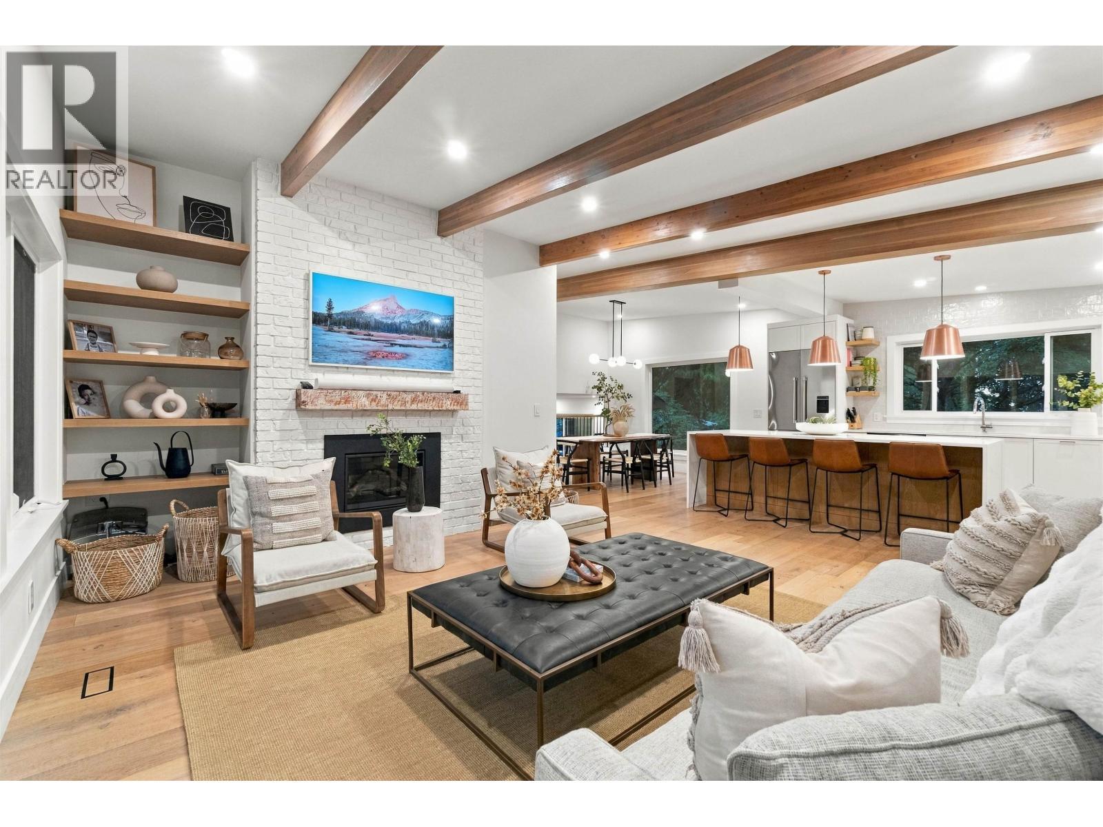 2957 Starlight Way, Coquitlam