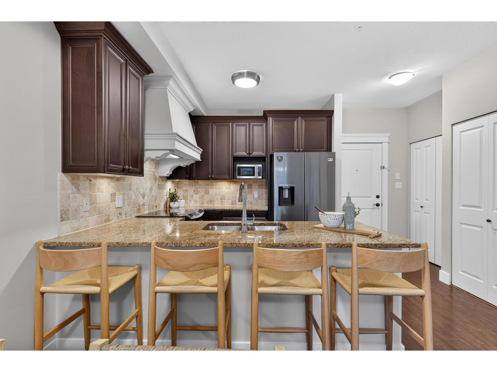 107 19530 65 Avenue, Surrey