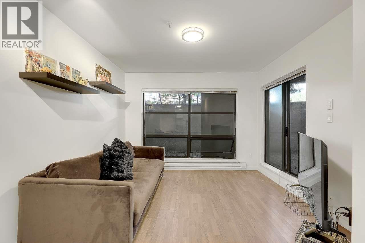 208 1106 Pacific Street, Vancouver