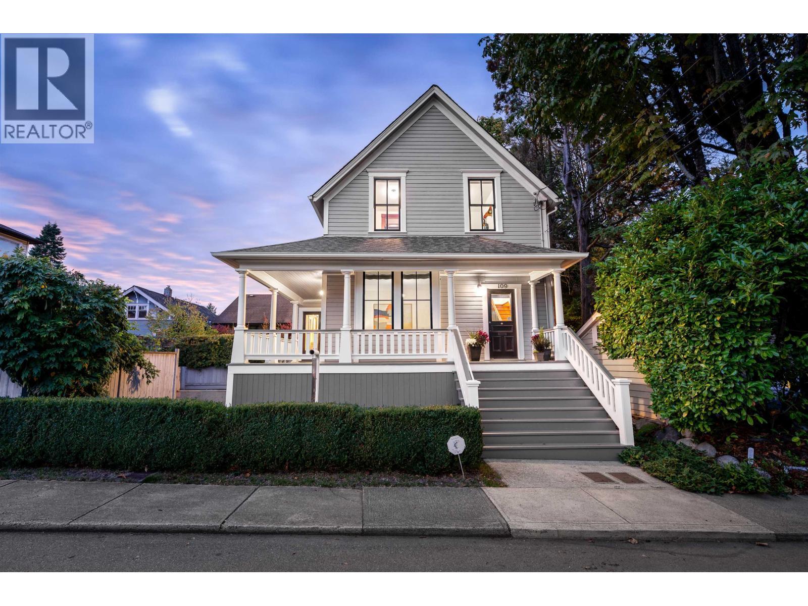 109 Oakland Street, New Westminster