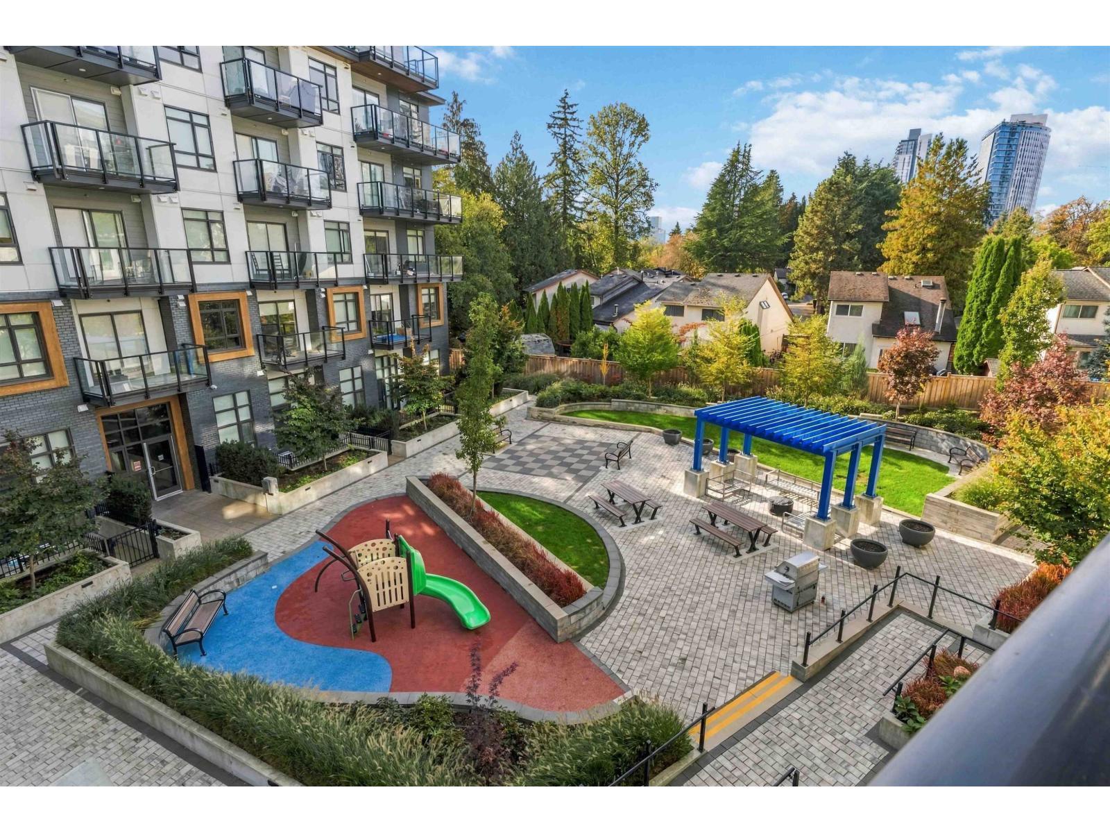 321 13968 Laurel Drive, Surrey