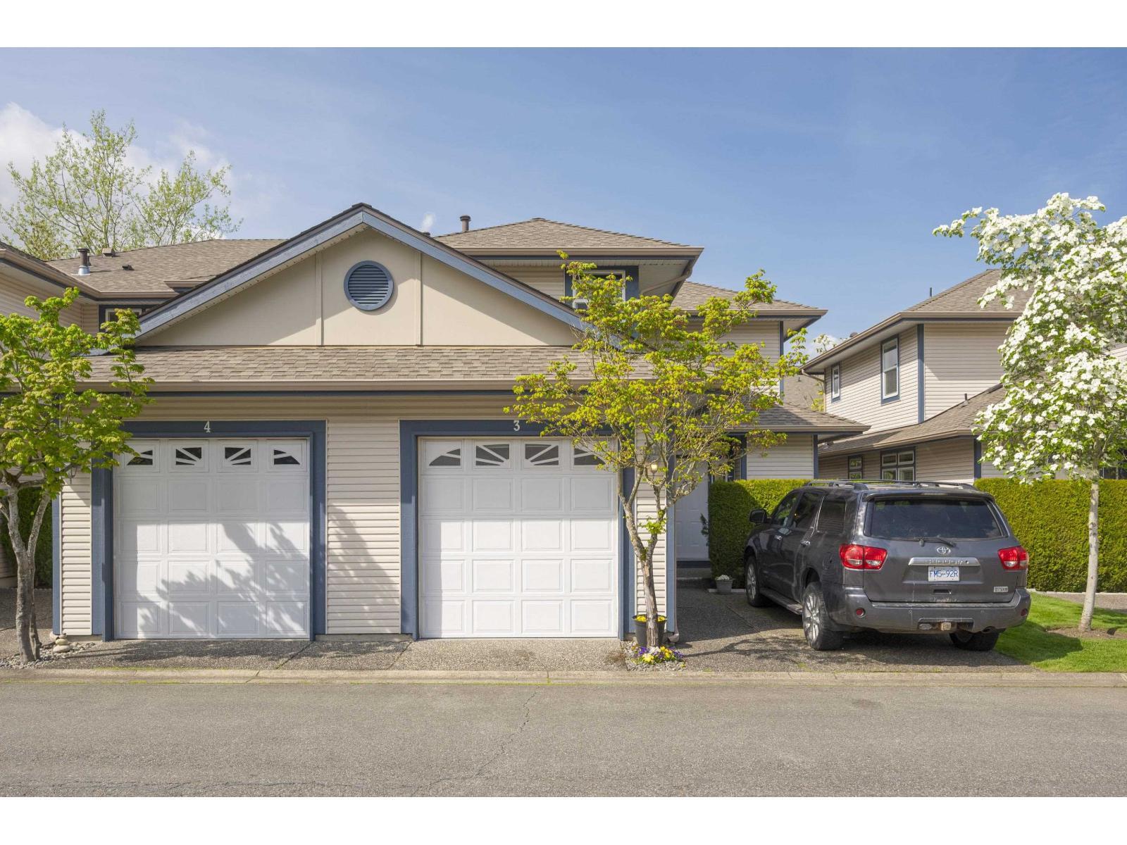 3 4725 221 Street, Langley