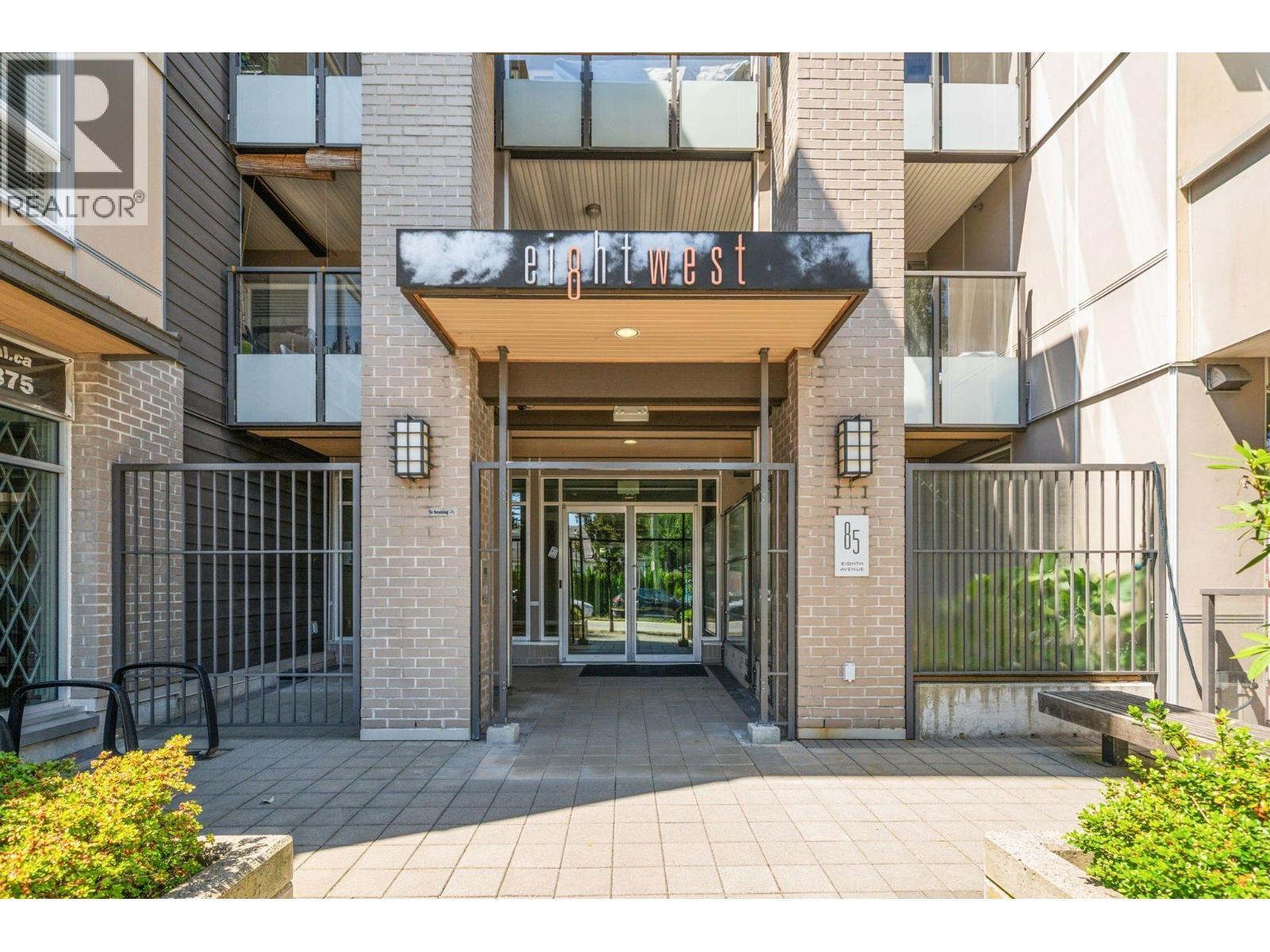 208 85 Eighth Avenue, New Westminster