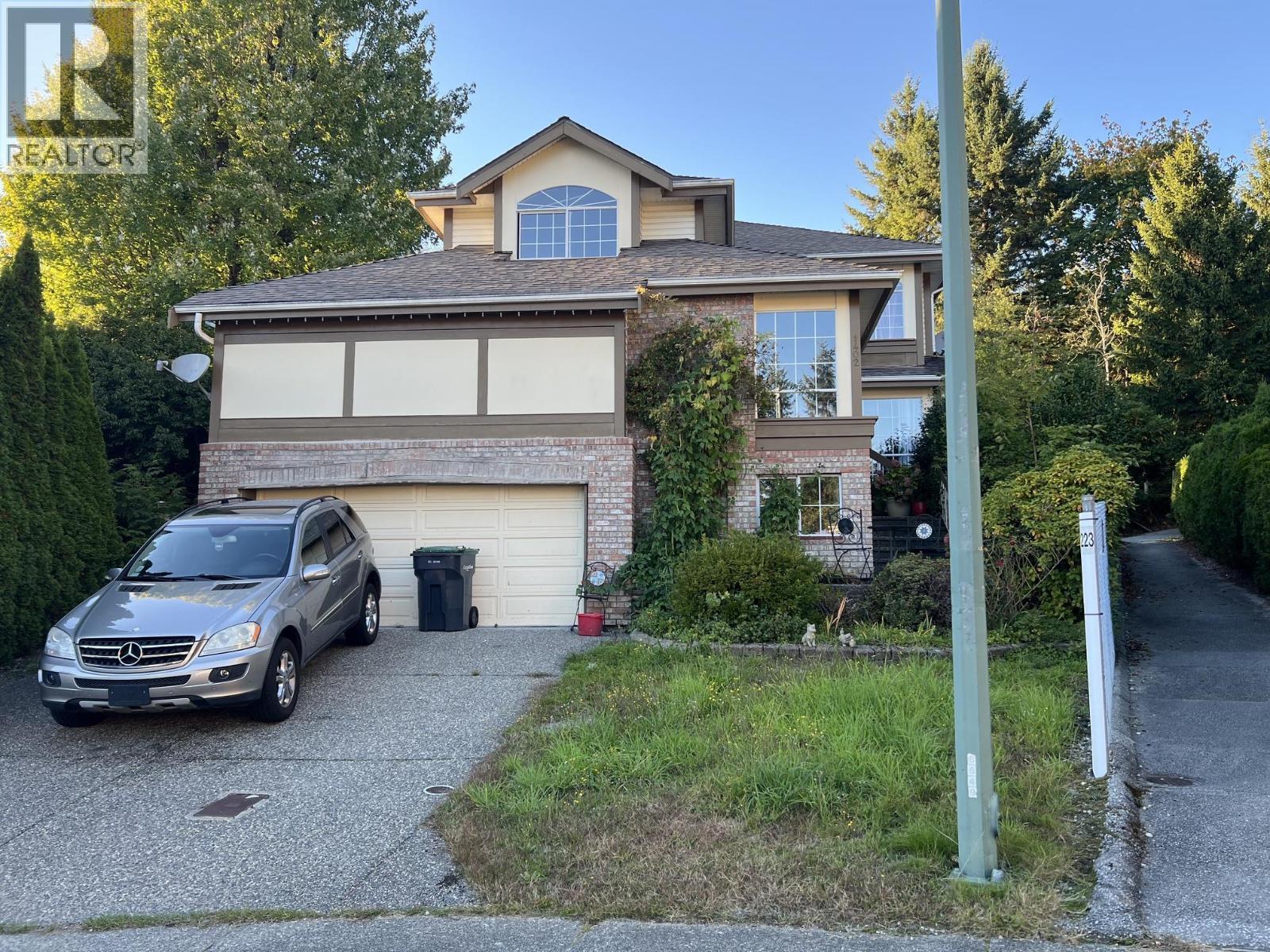 1402 Glenview Court, Coquitlam