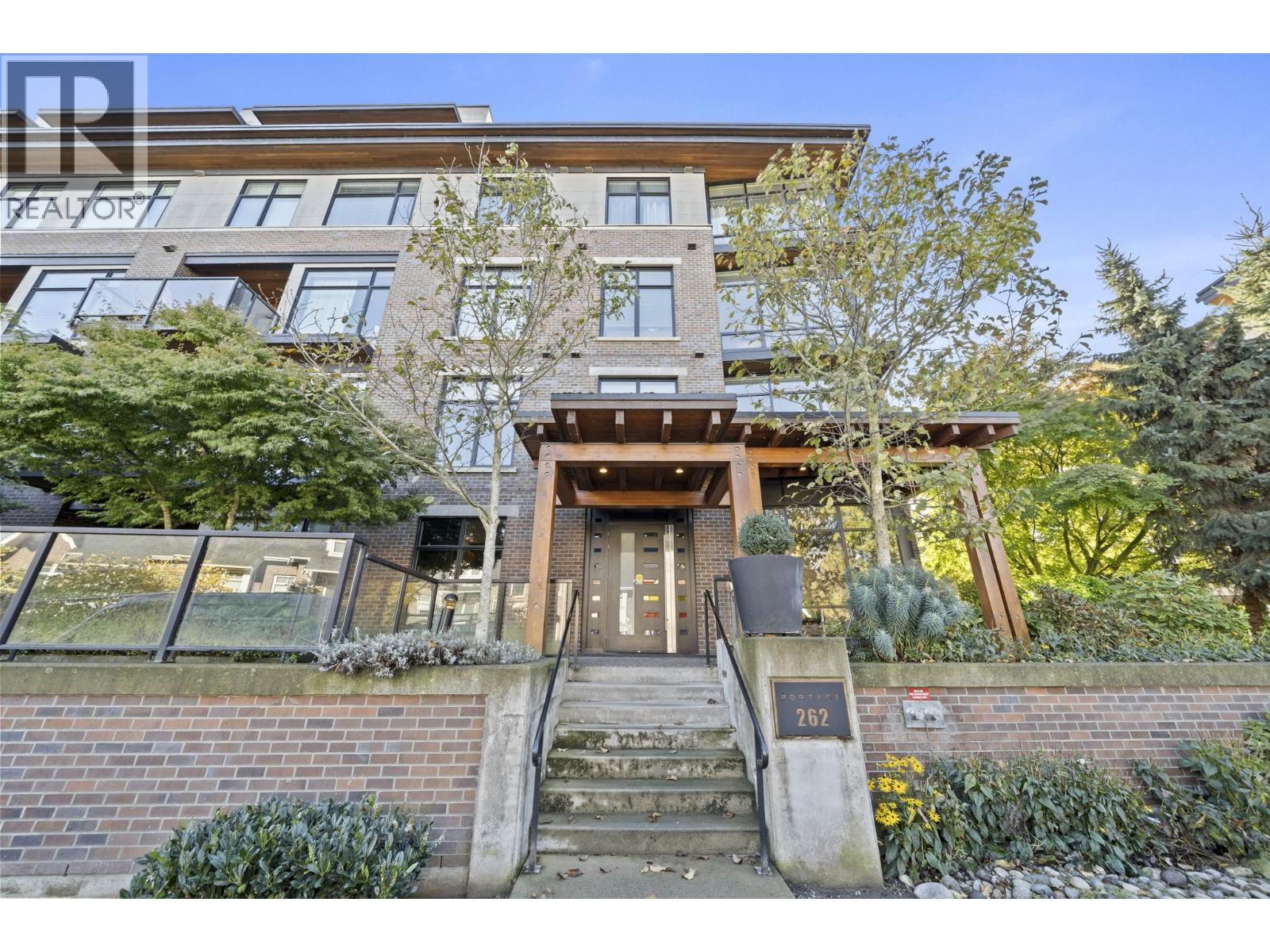 206 262 Salter Street, New Westminster