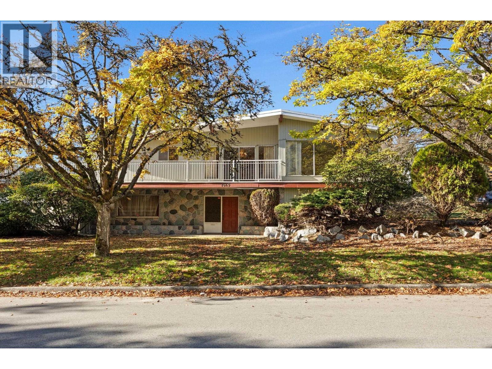 7649 Vivian Drive, Vancouver