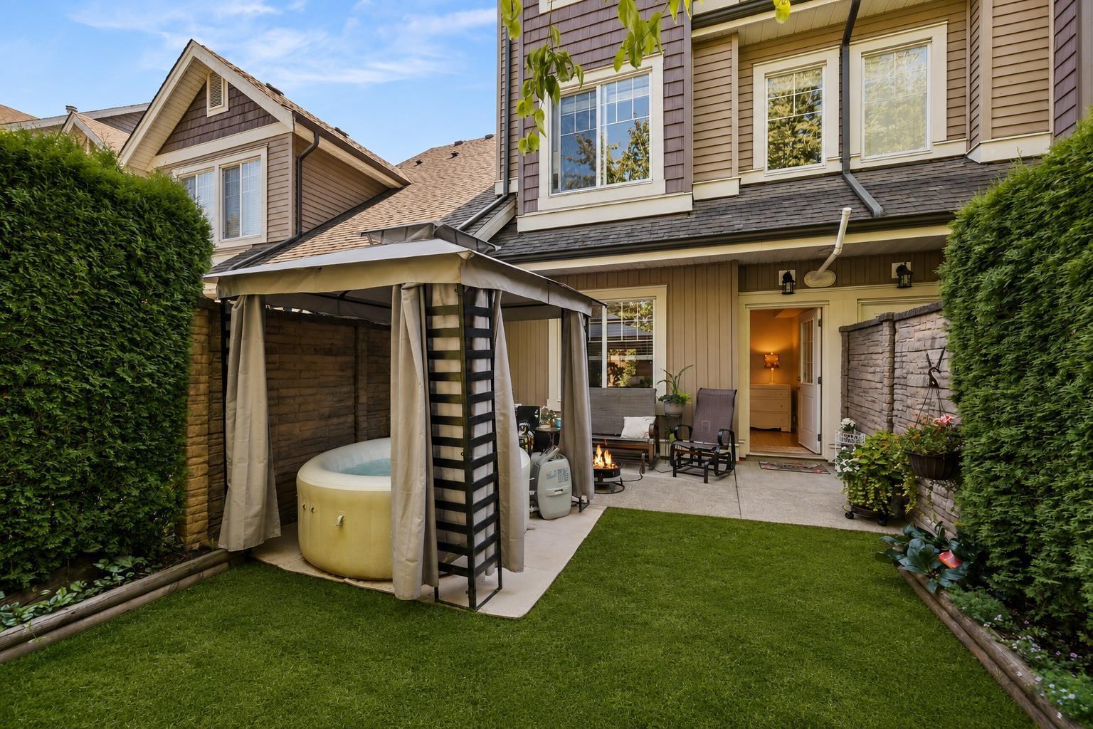 6 32792 Lightbody Court, Mission