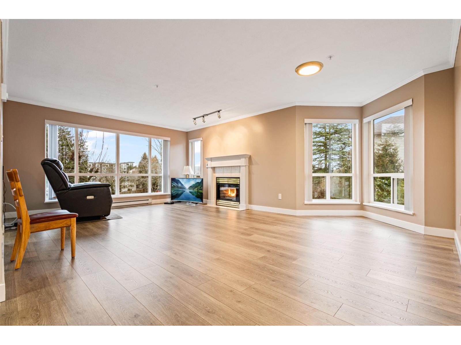 206 32120 Mt Waddington Avenue, Abbotsford