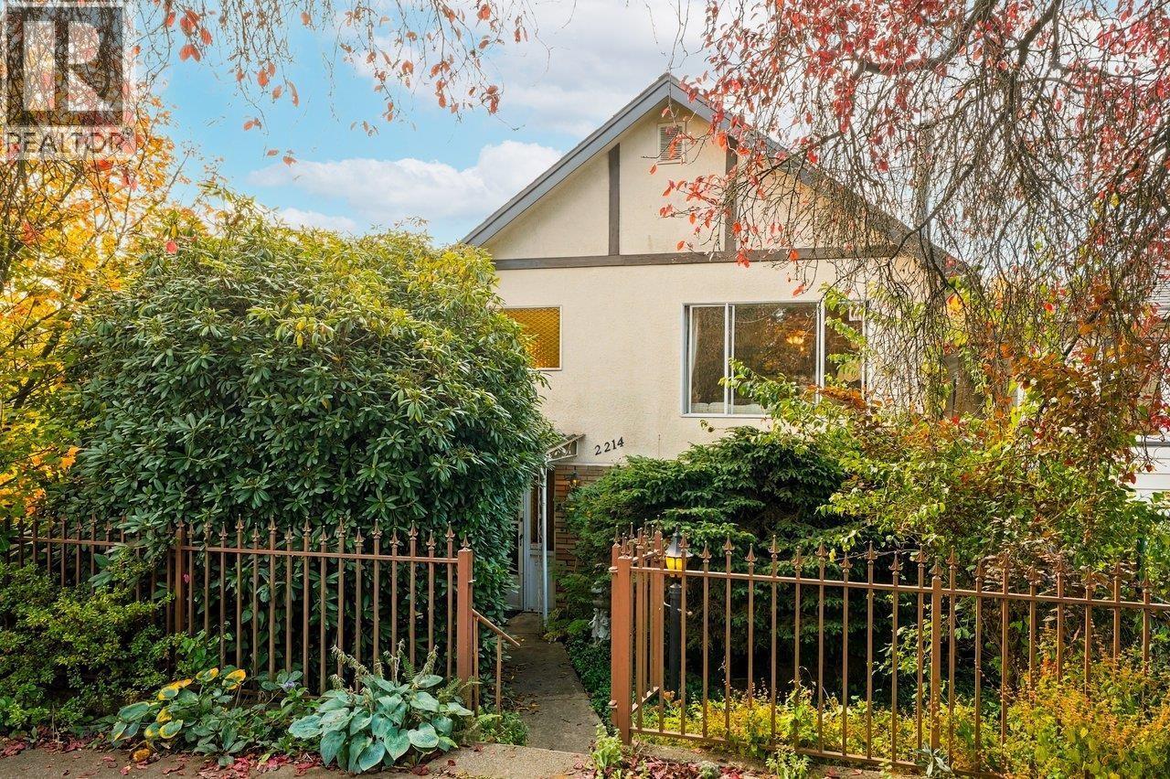 2214 E 4TH Avenue, Vancouver