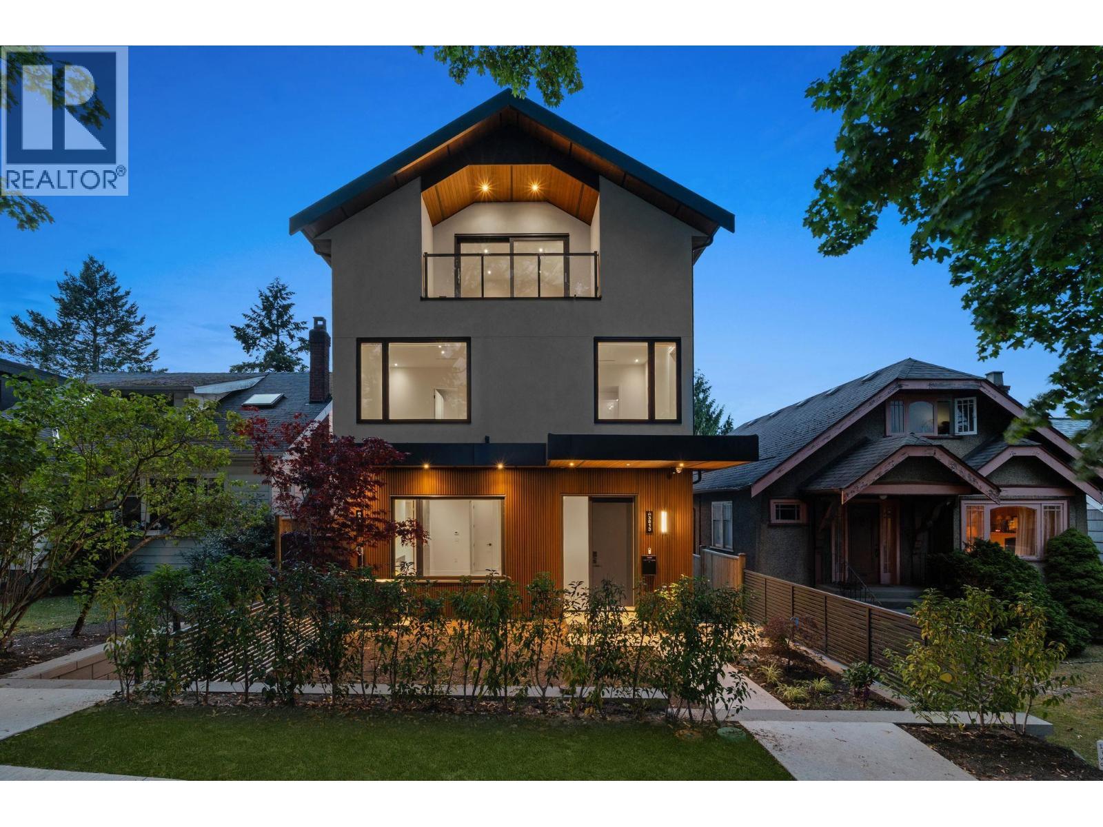 1 3813 W 16TH Avenue, Vancouver