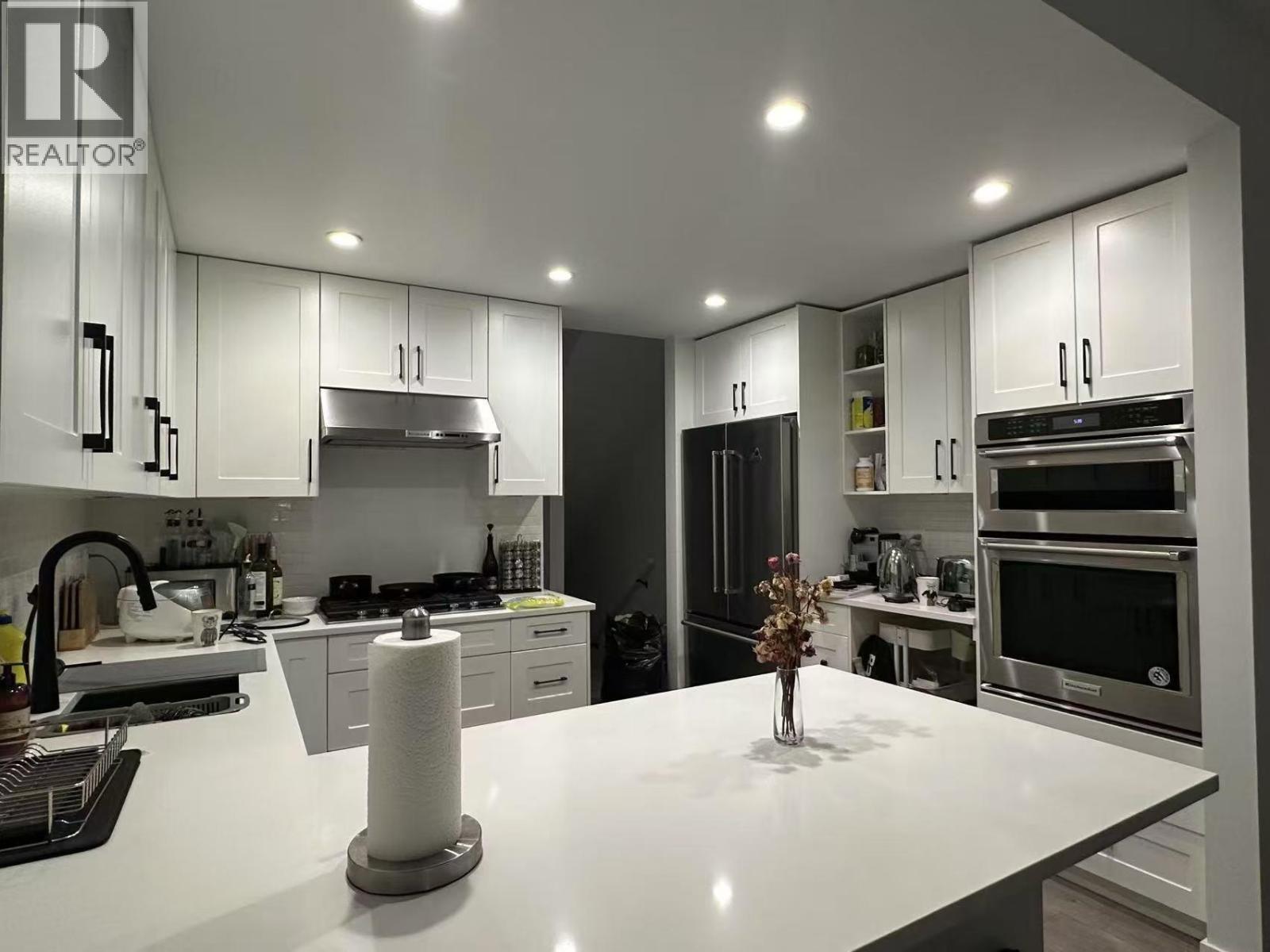 13 3868 Norfolk Street, Burnaby