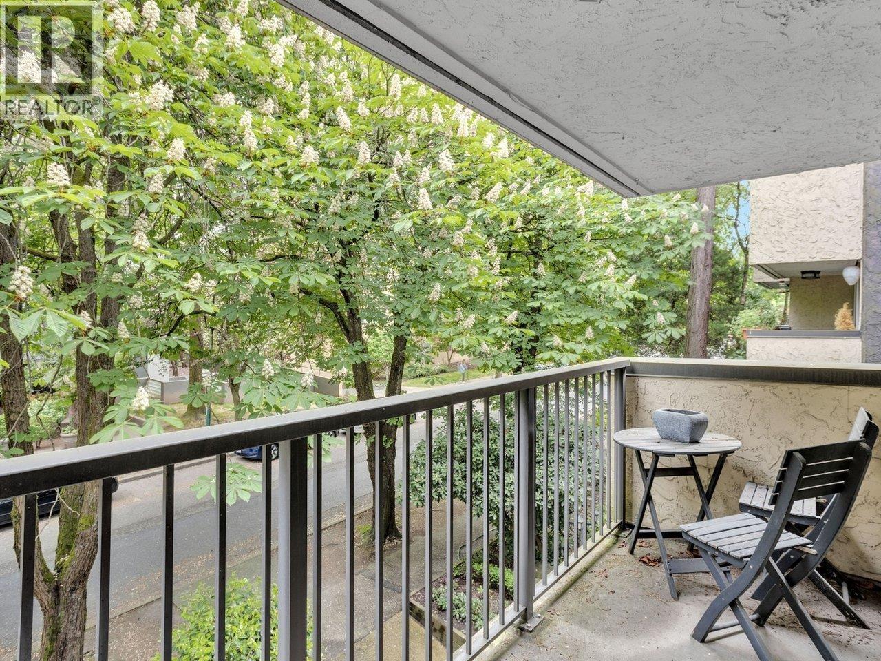 303 1234 Pendrell Street, Vancouver