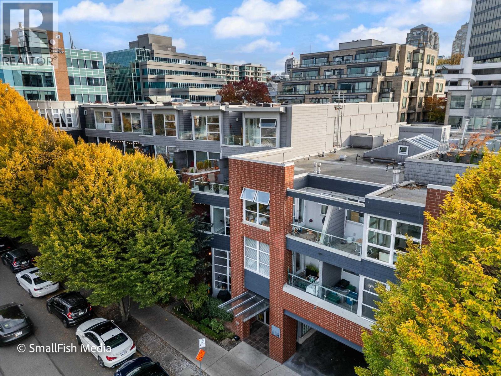322 638 W 7TH Avenue, Vancouver