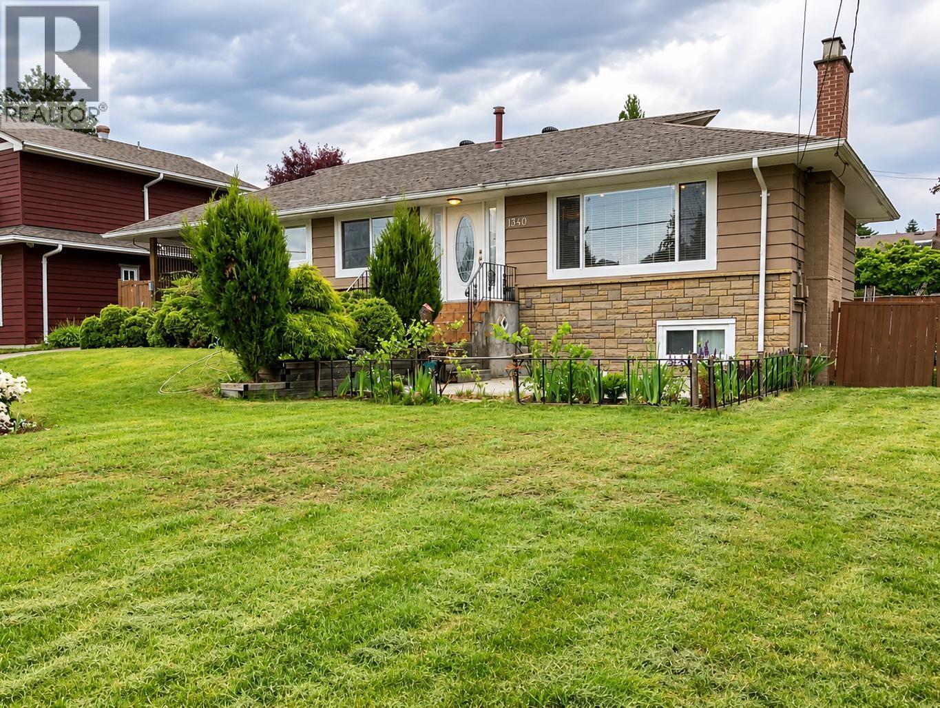1340 Willow Way, Coquitlam