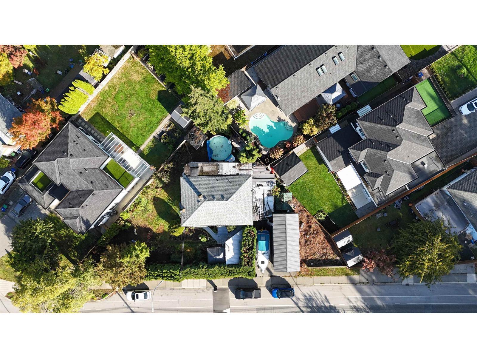 12585 100 Avenue, Surrey