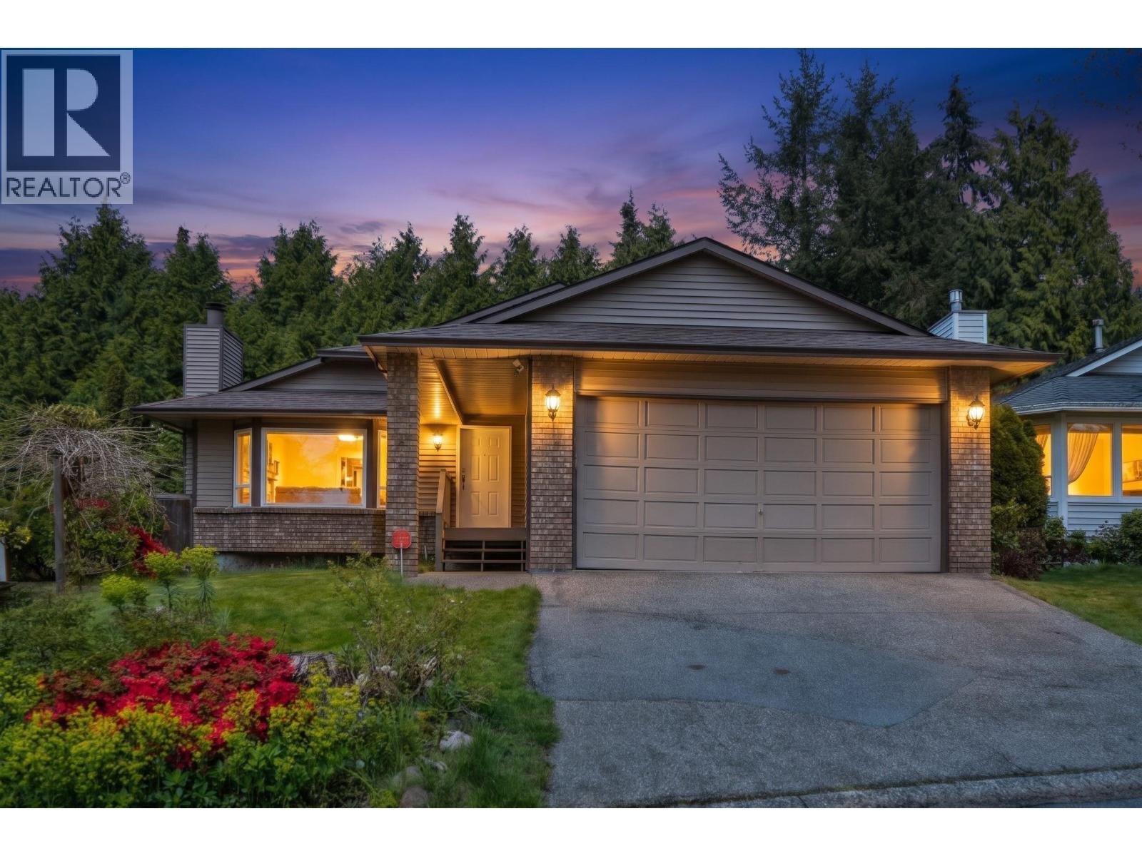 3336 Manning Crescent, North Vancouver