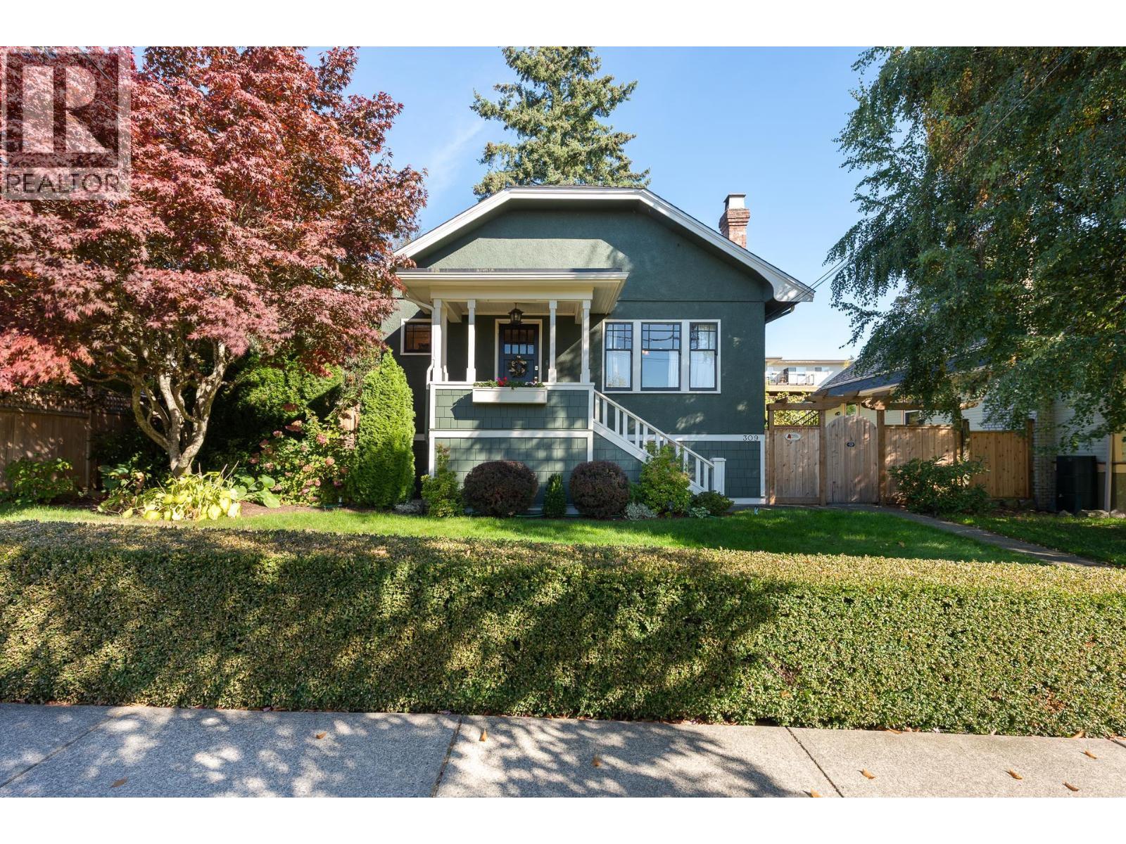 309 Ninth Street, New Westminster