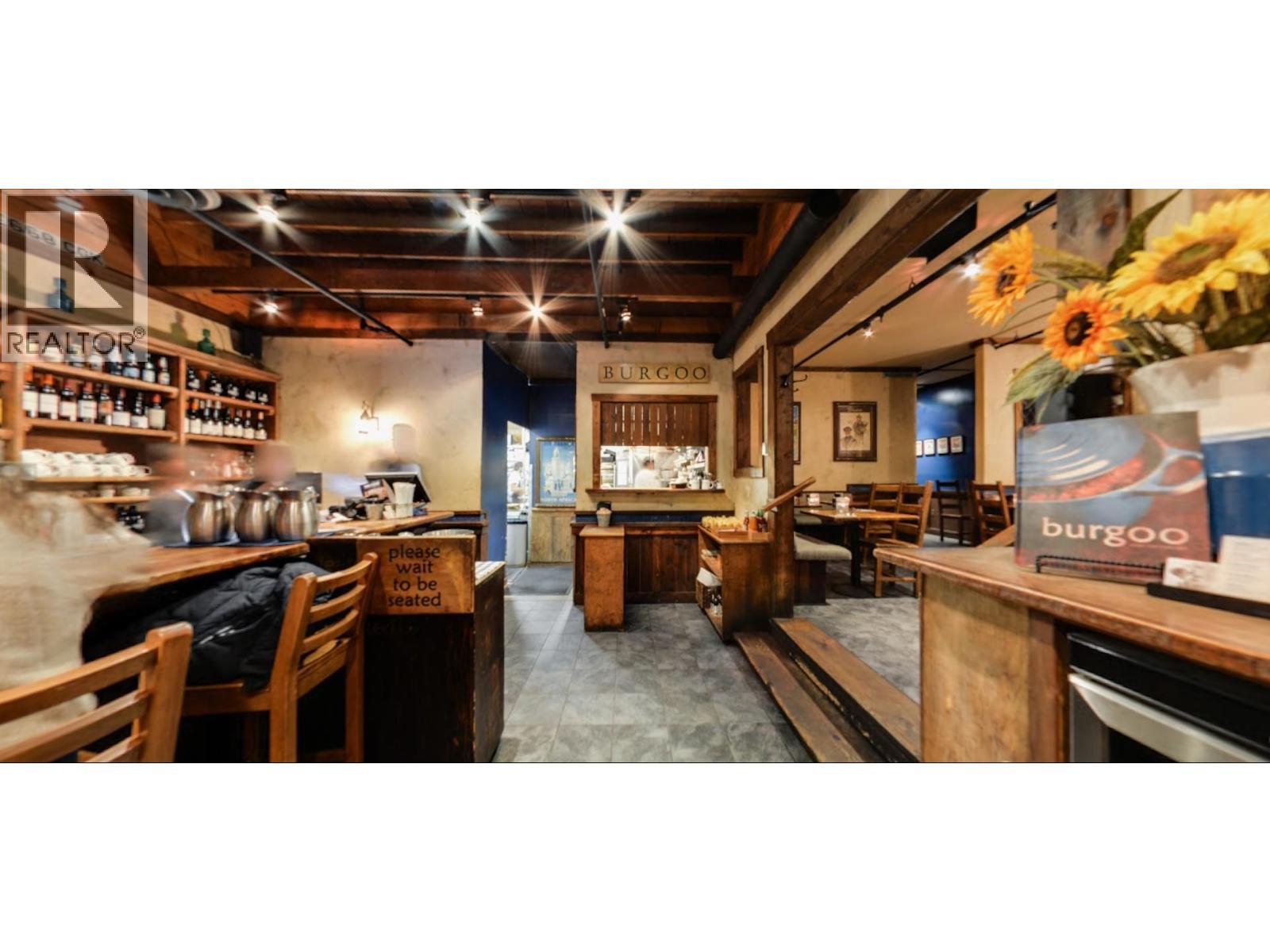4434 10TH Avenue, Vancouver