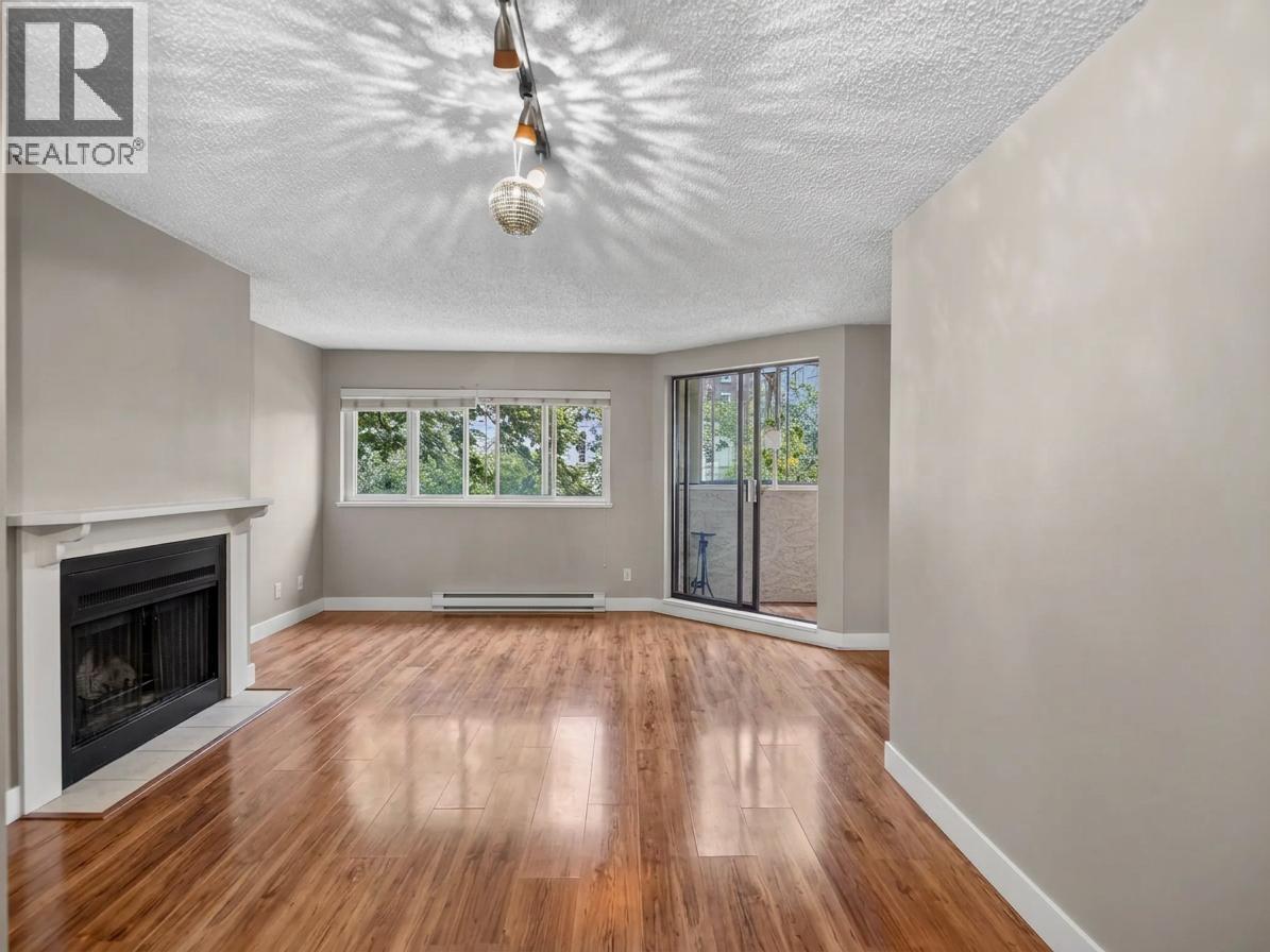202 936 Bute Street, Vancouver