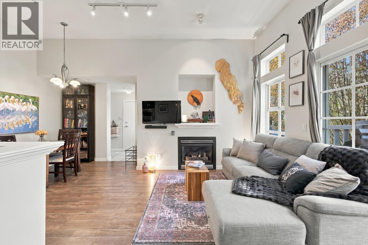 401 137 E 1ST Street, North Vancouver