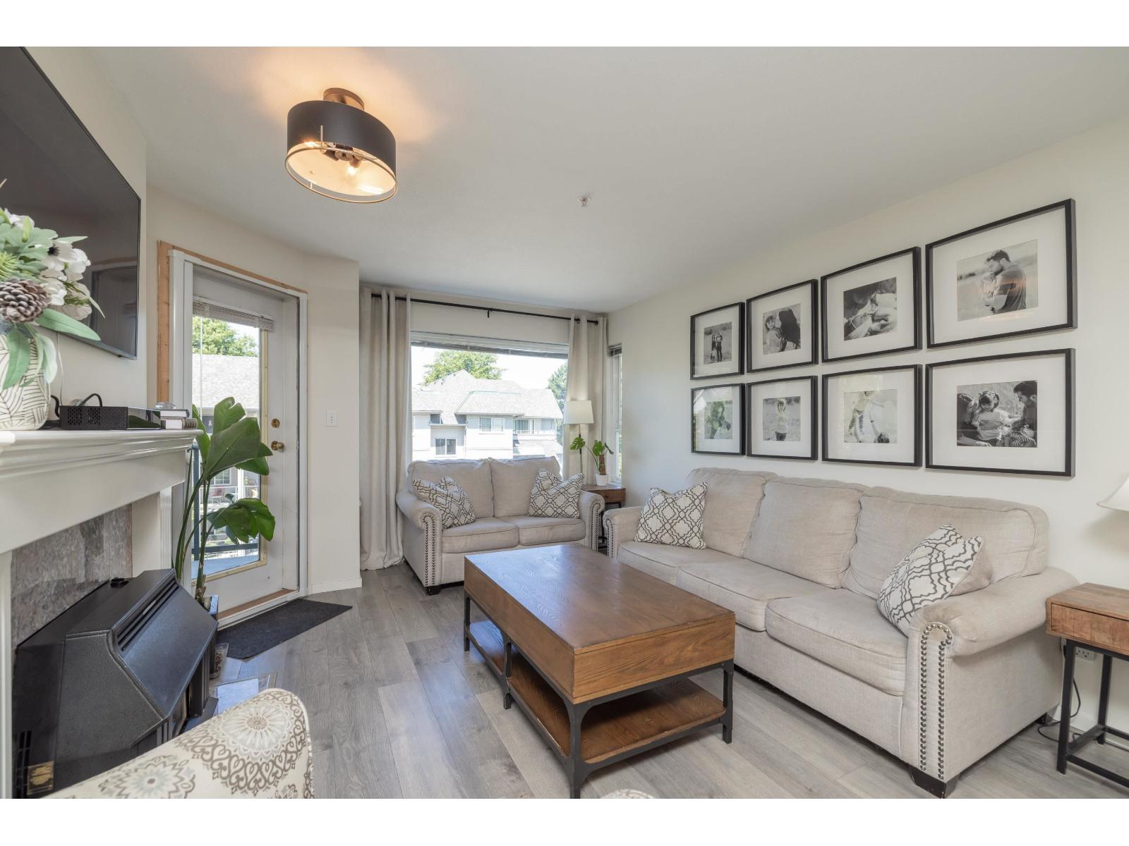 402 33668 King Road, Abbotsford