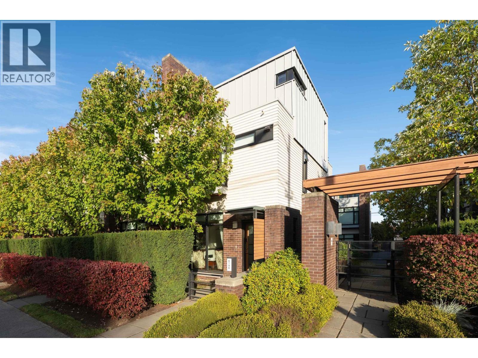 6190 Oak Street, Vancouver