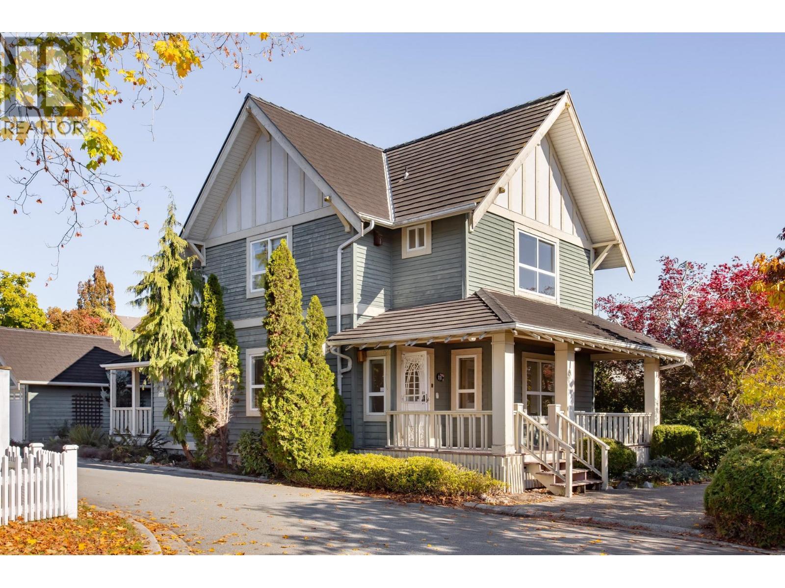111 Foundry Row, New Westminster