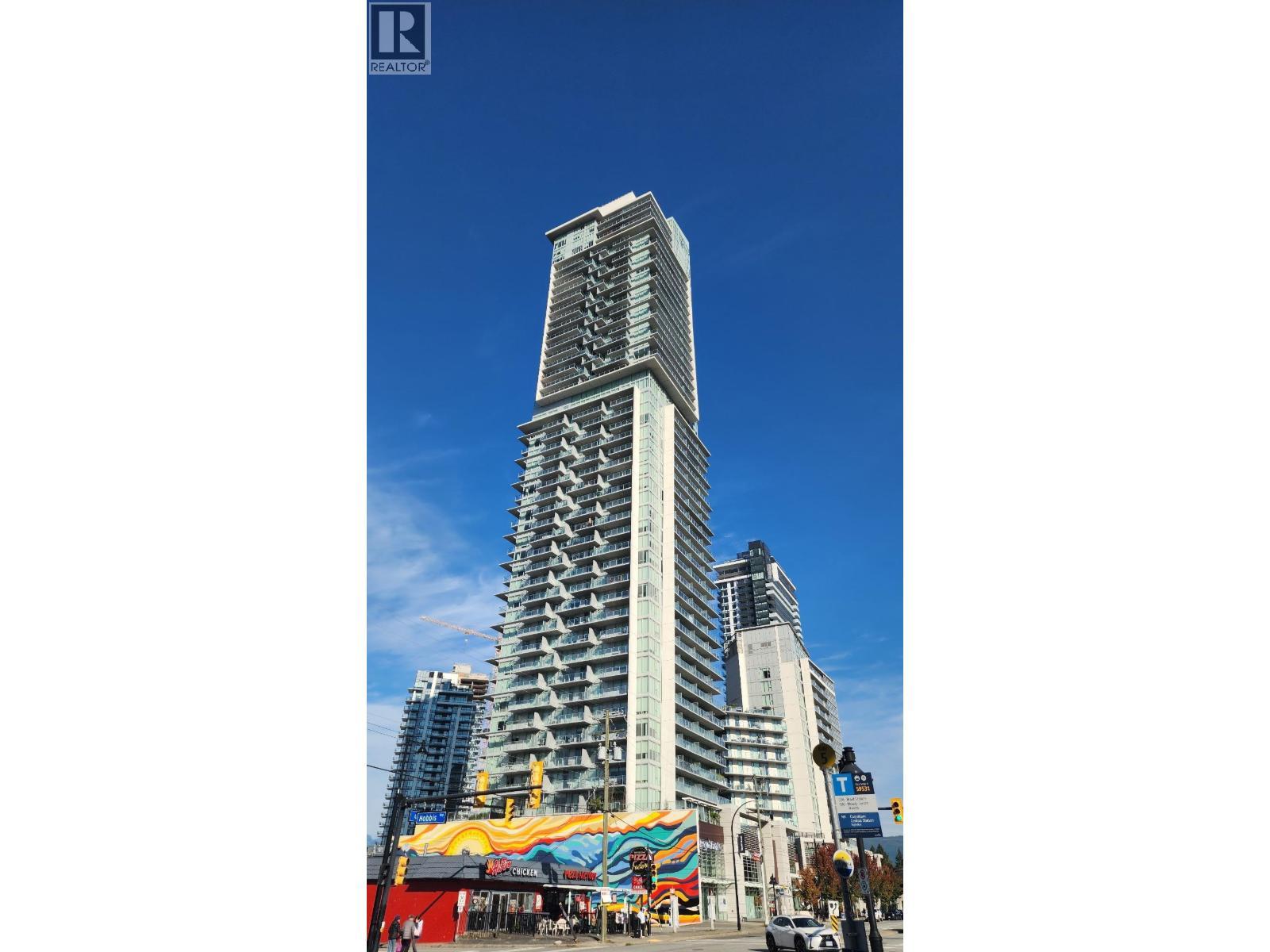 1705 567 Clarke Road, Coquitlam