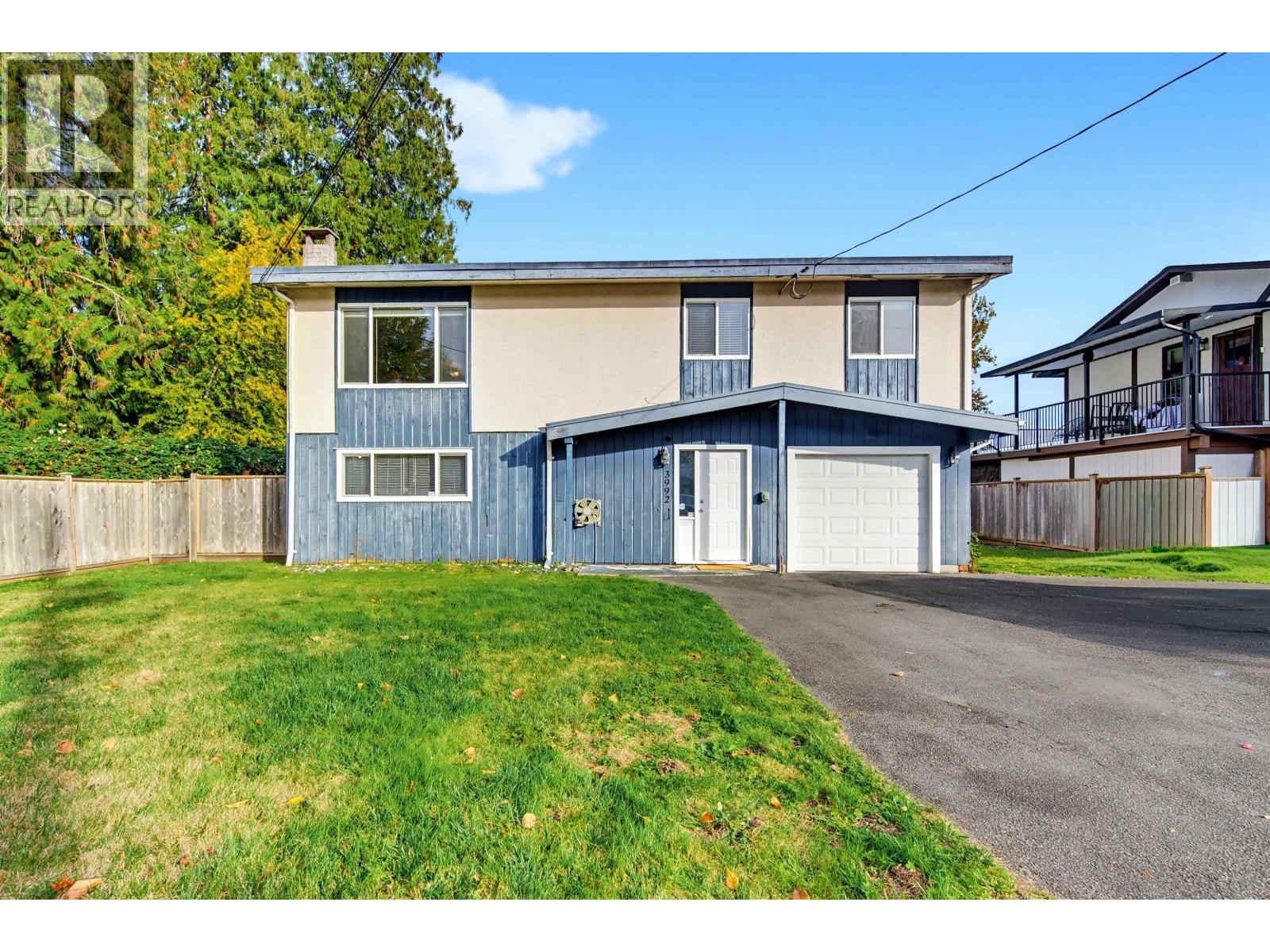 3992 St. Thomas Street, Port Coquitlam