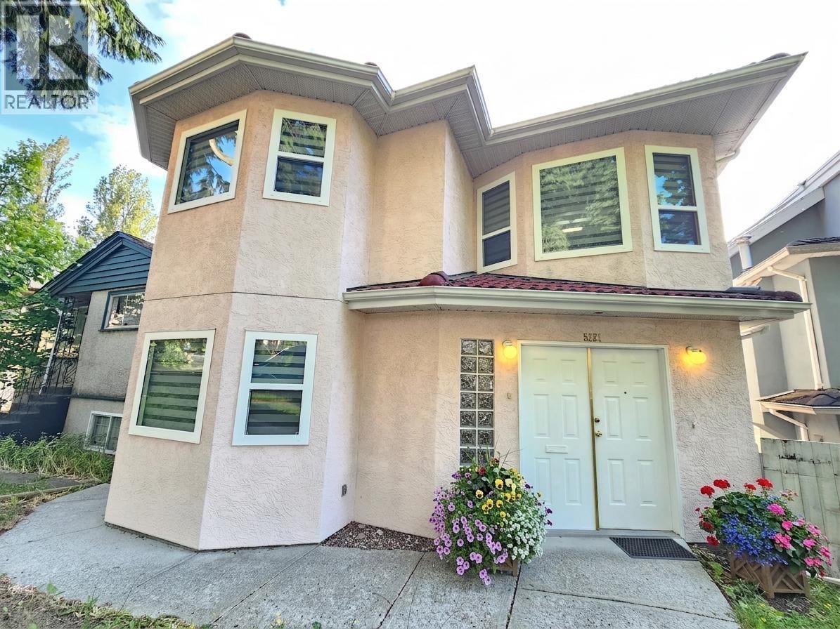 5521 Dundee Street, Vancouver