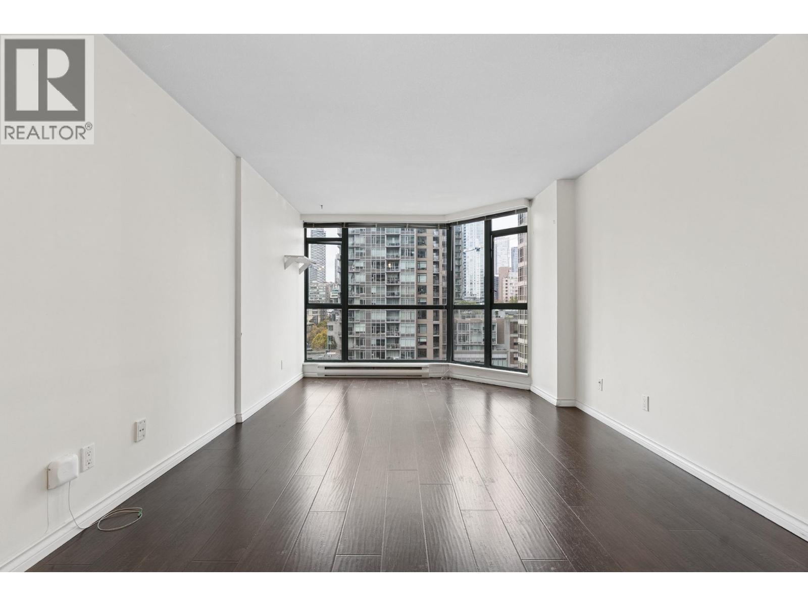 805 888 Hamilton Street, Vancouver