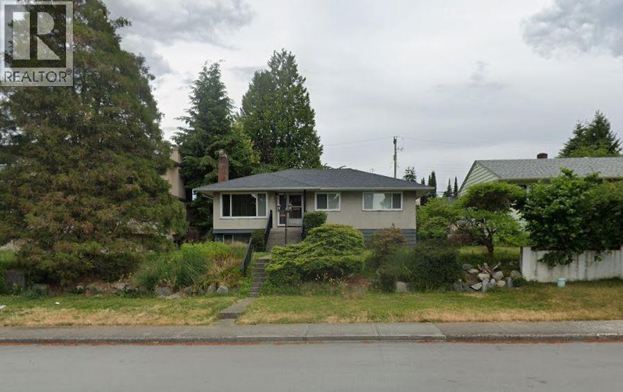 6127 Buchanan Street, Burnaby