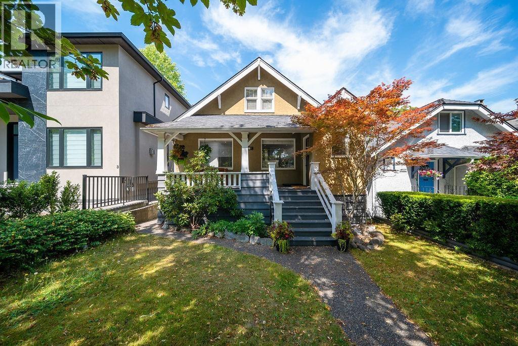 4327 W 12TH Avenue, Vancouver