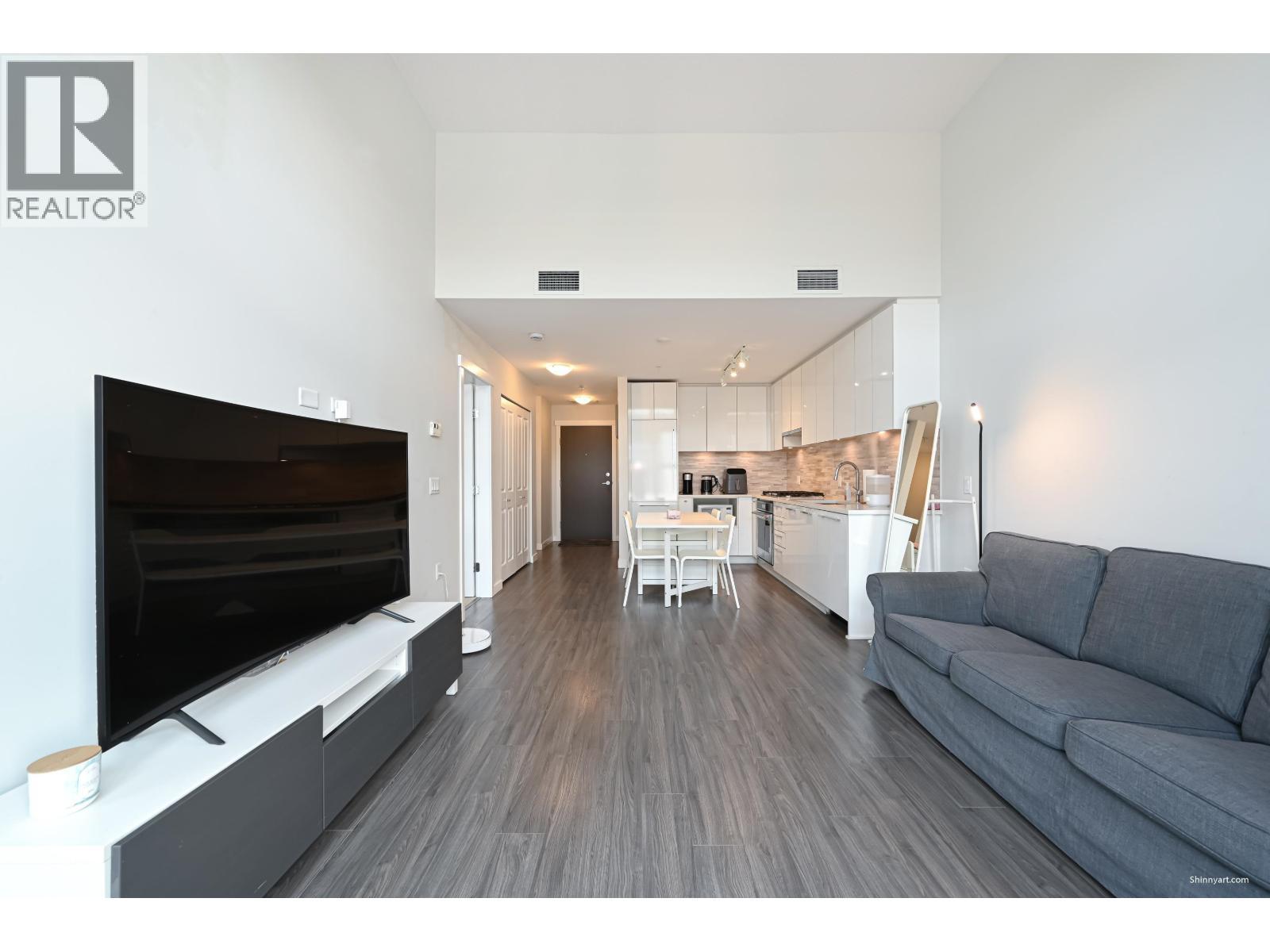 427 9551 Alexandra Road, Richmond