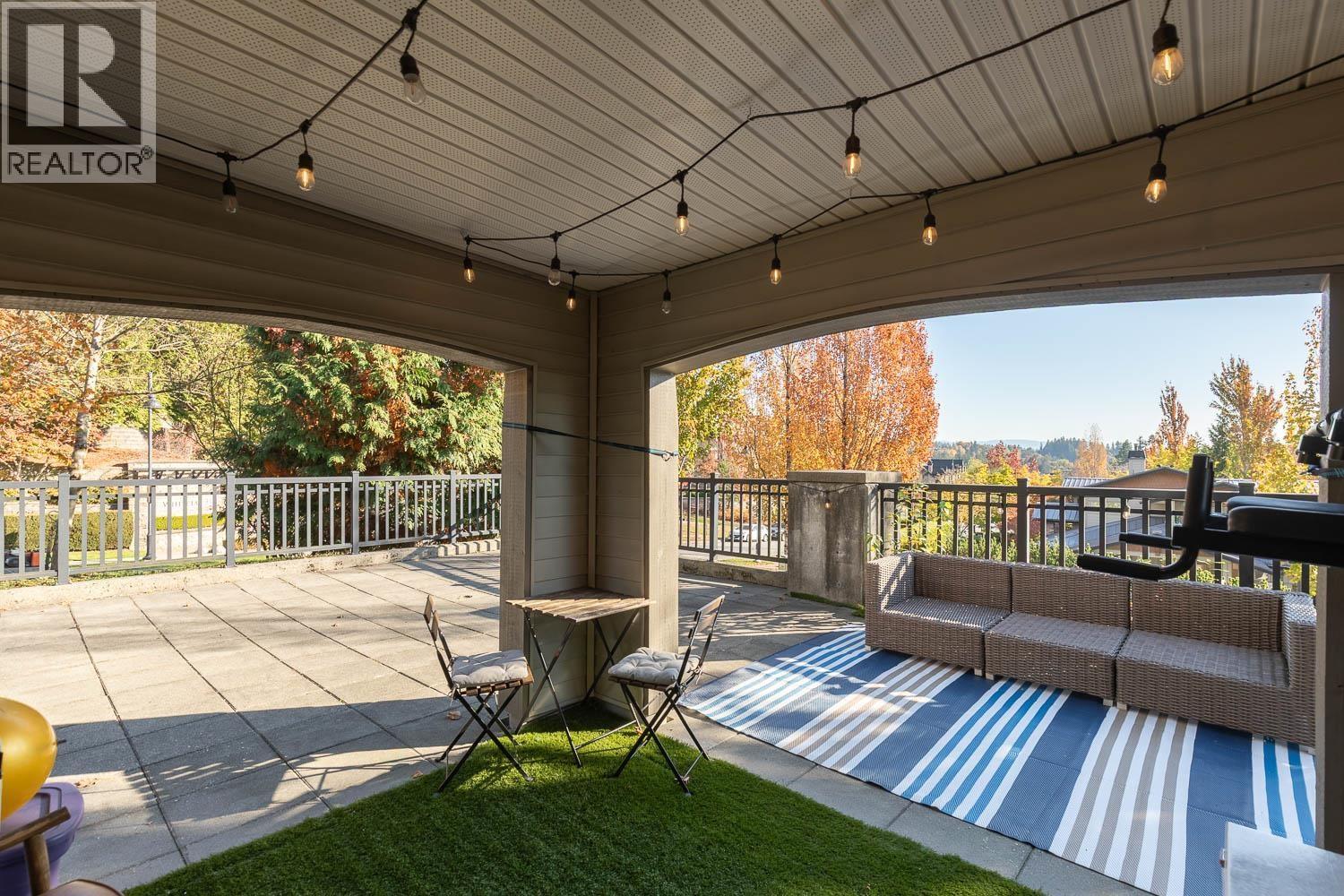 214 3082 Dayanee Springs Boulevard, Coquitlam