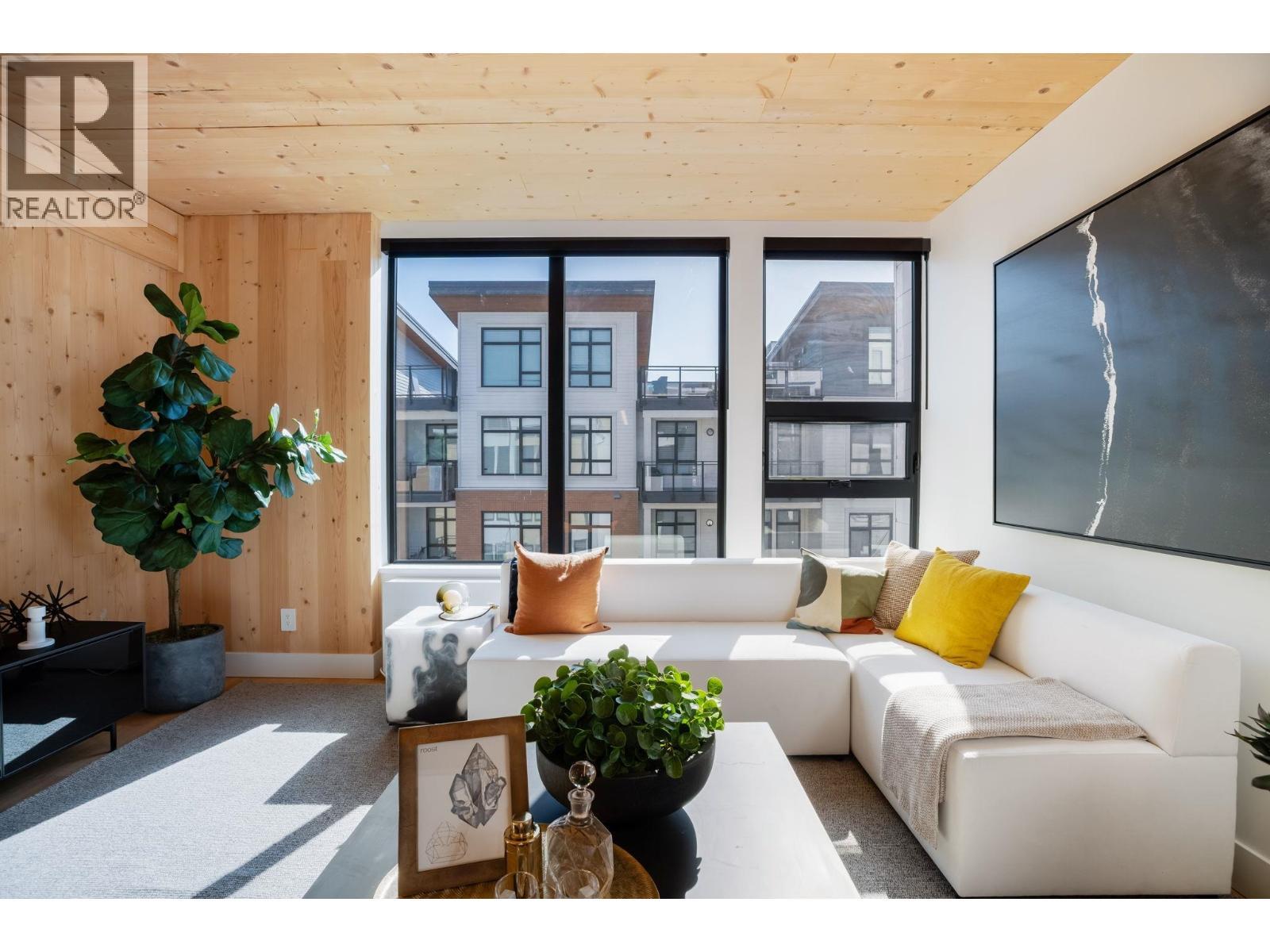 406 310 Salter Street, New Westminster