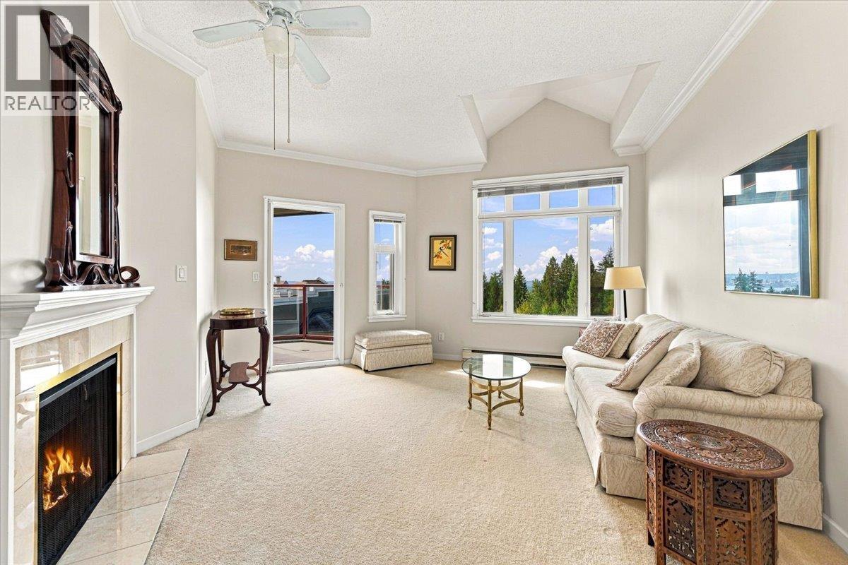 403 121 W 29TH Street, North Vancouver